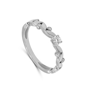 E10R0155W A Touch of Elegance Ring
